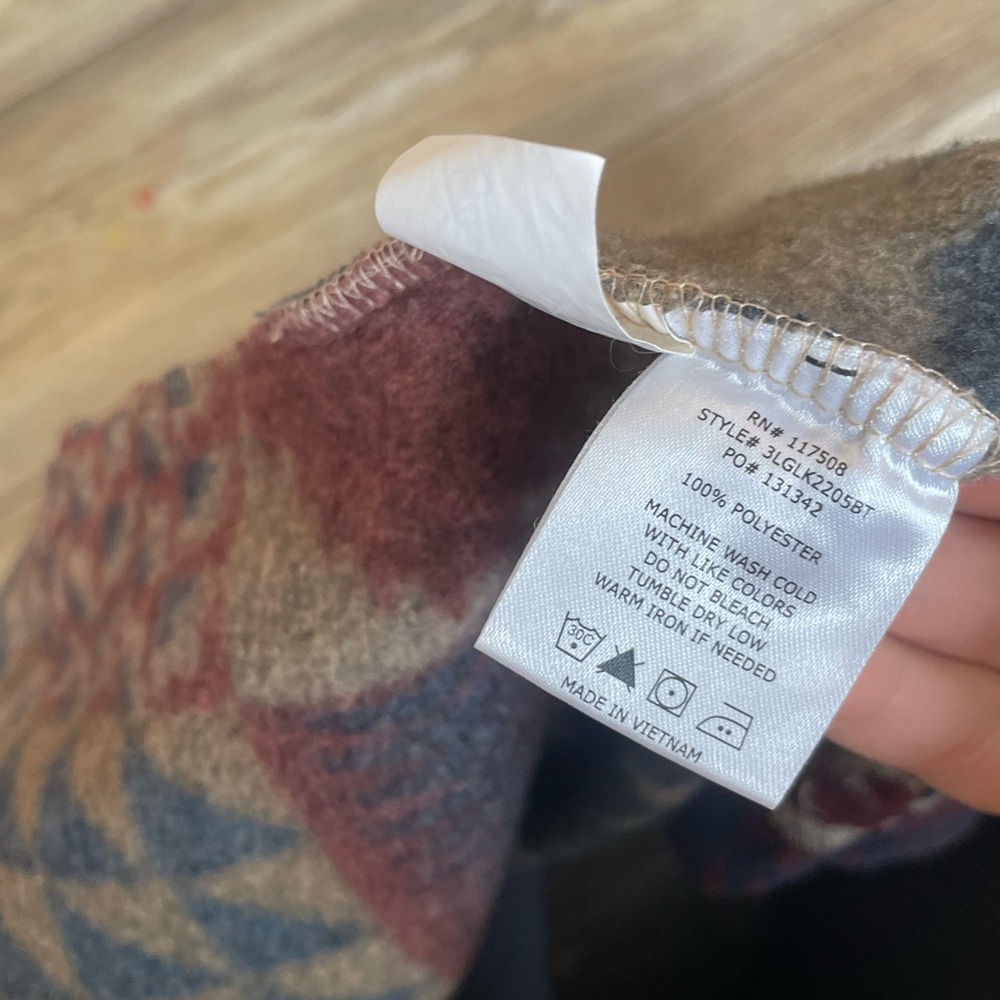 Geometric Patterned Shacket - image 5